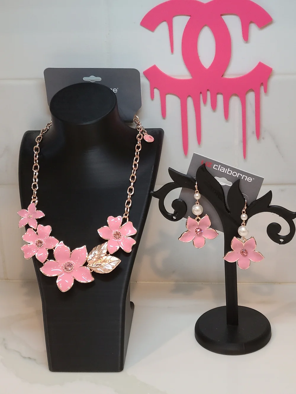 NWT Liz Claiborne Pink Floral Statement Necklace & Earrings Set
